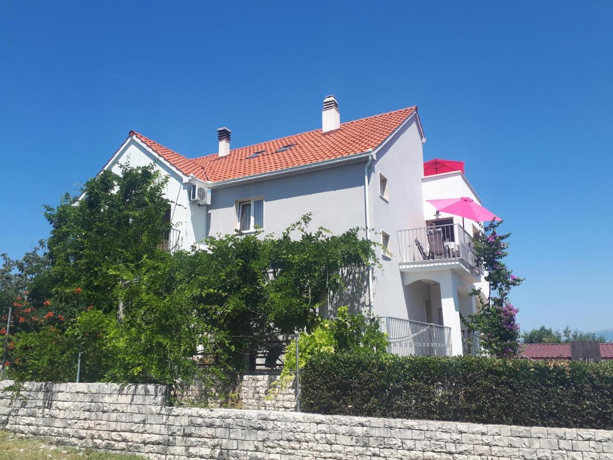 Apartmani Scripea Skrip Luaran gambar